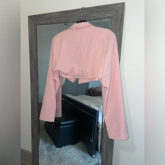 Boohoo pink cropped blazer button up - Picture 5 of 5
